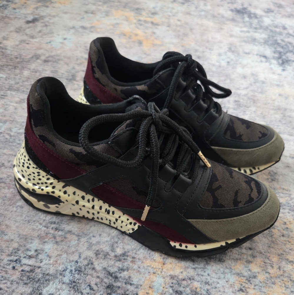 Steve Madden Camouflage and Burgundy Wedge Sneakers Size 6.5